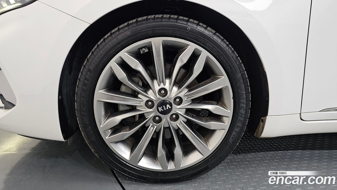 Kia K7 2020