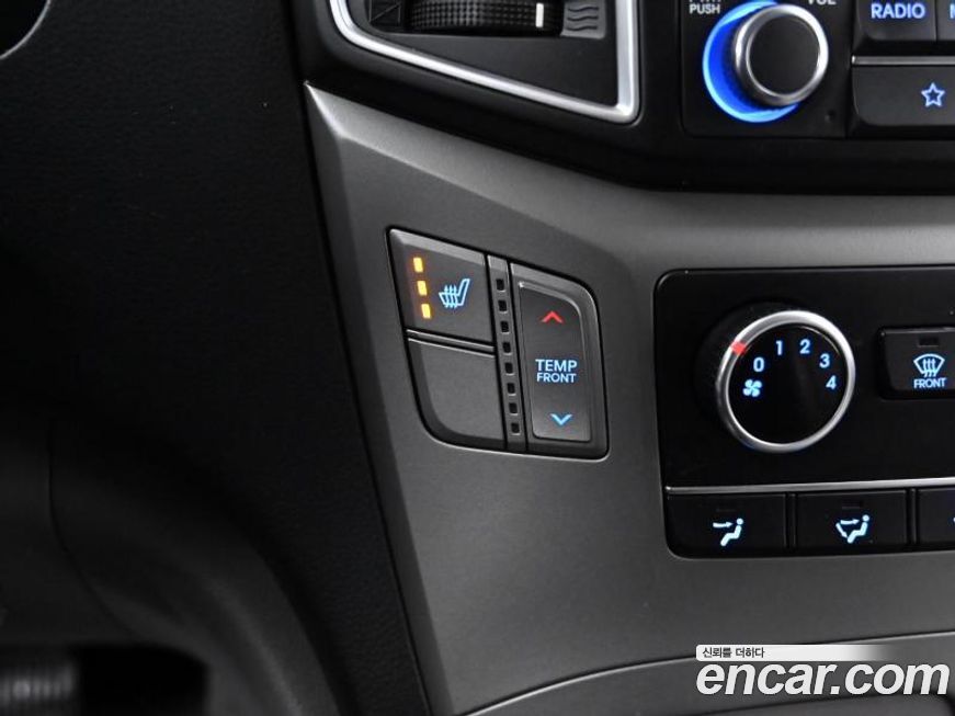 Hyundai Starex 2019