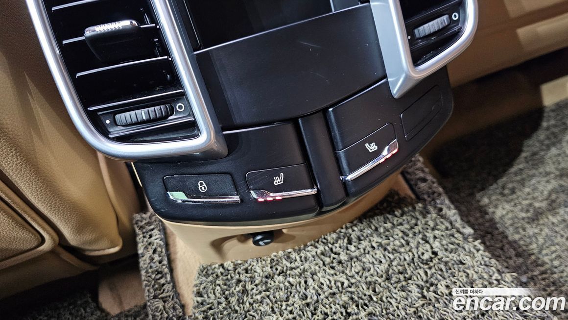 Porsche Cayenne 2015