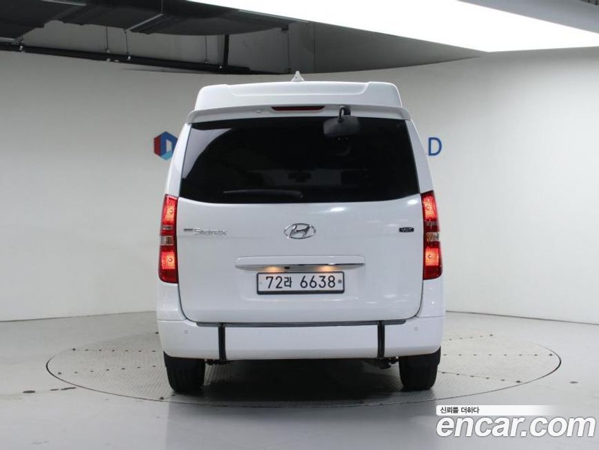 Hyundai Starex 2019