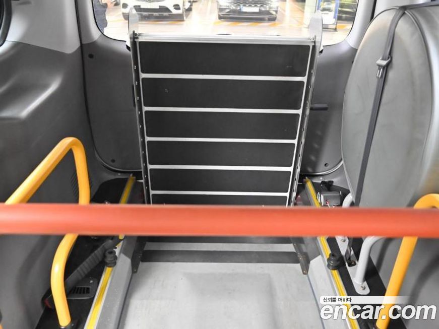 Hyundai Starex 2019