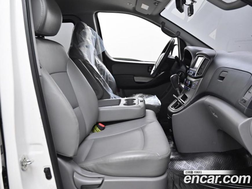 Hyundai Starex 2019