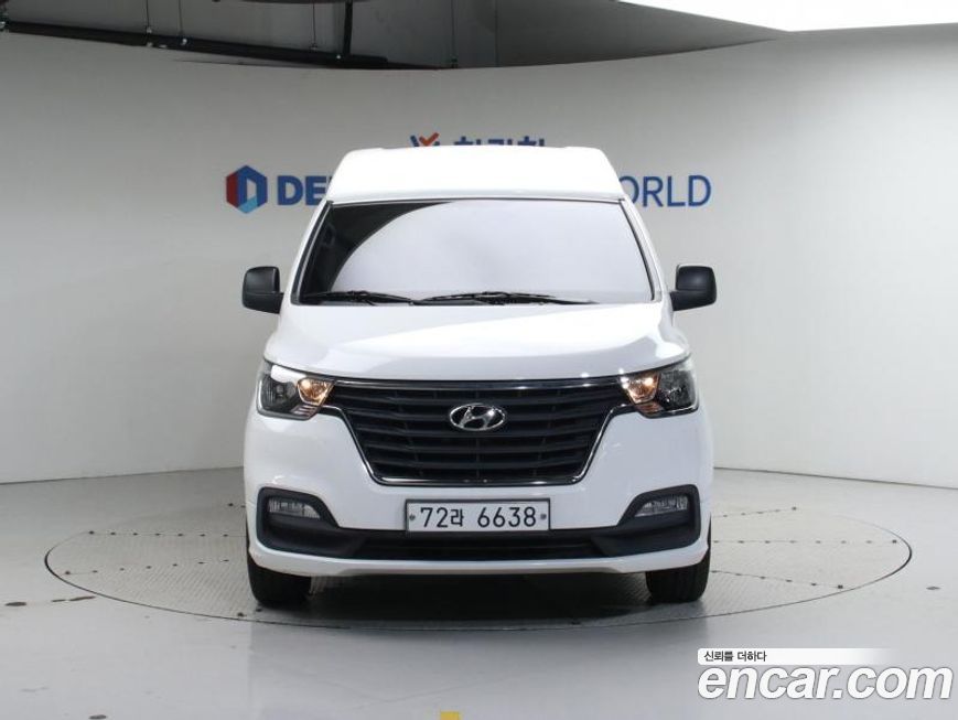 Hyundai Starex 2019