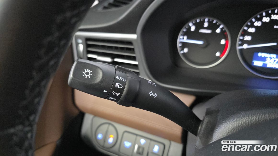 Hyundai Starex 2021