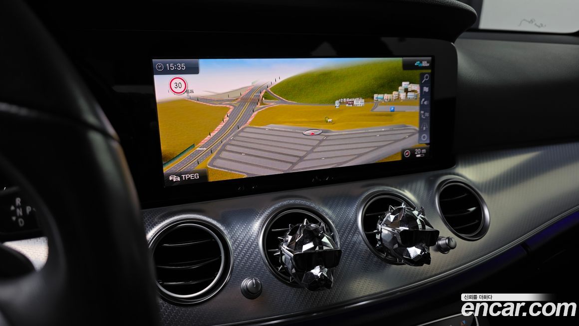 Mercedes-Benz E-Class 2020