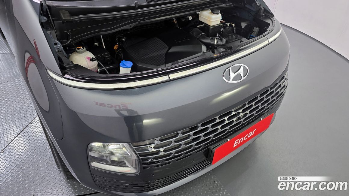 Hyundai Staria 2022