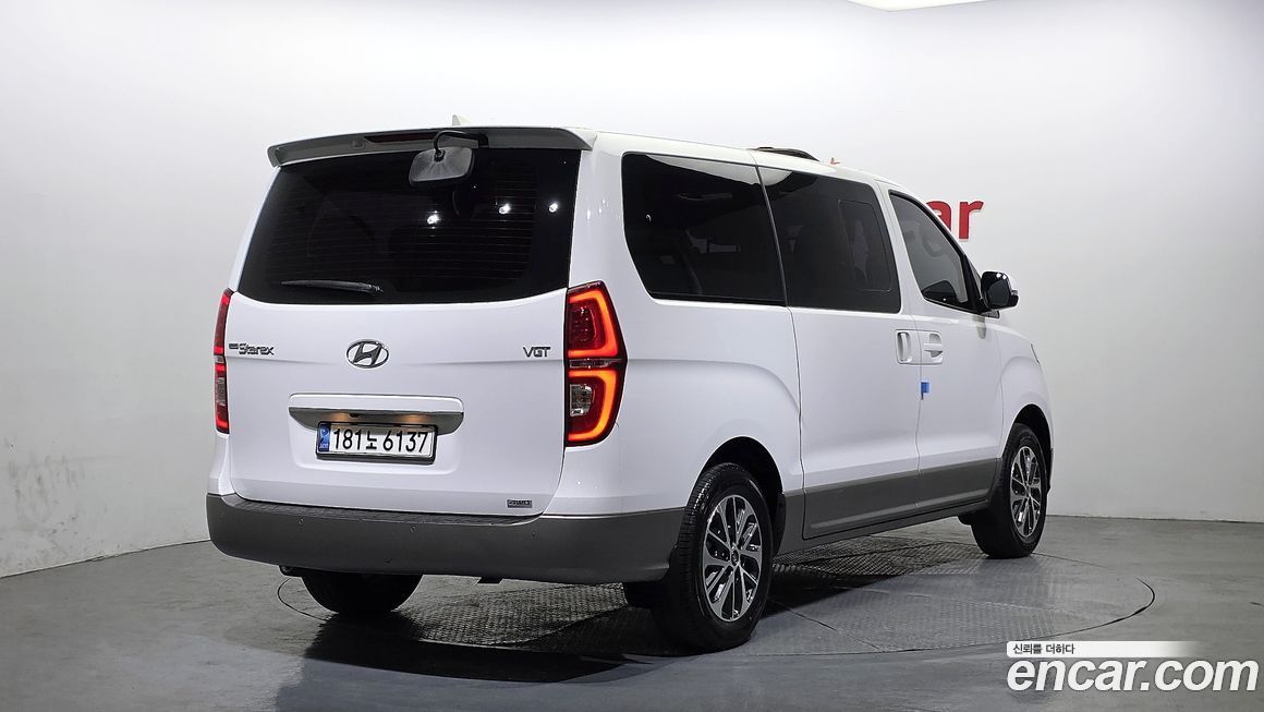 Hyundai Starex 2021