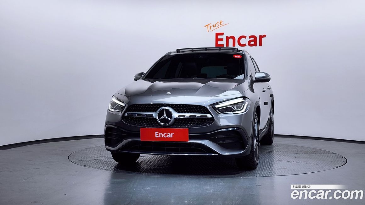 Mercedes-Benz GLA-Class 2020