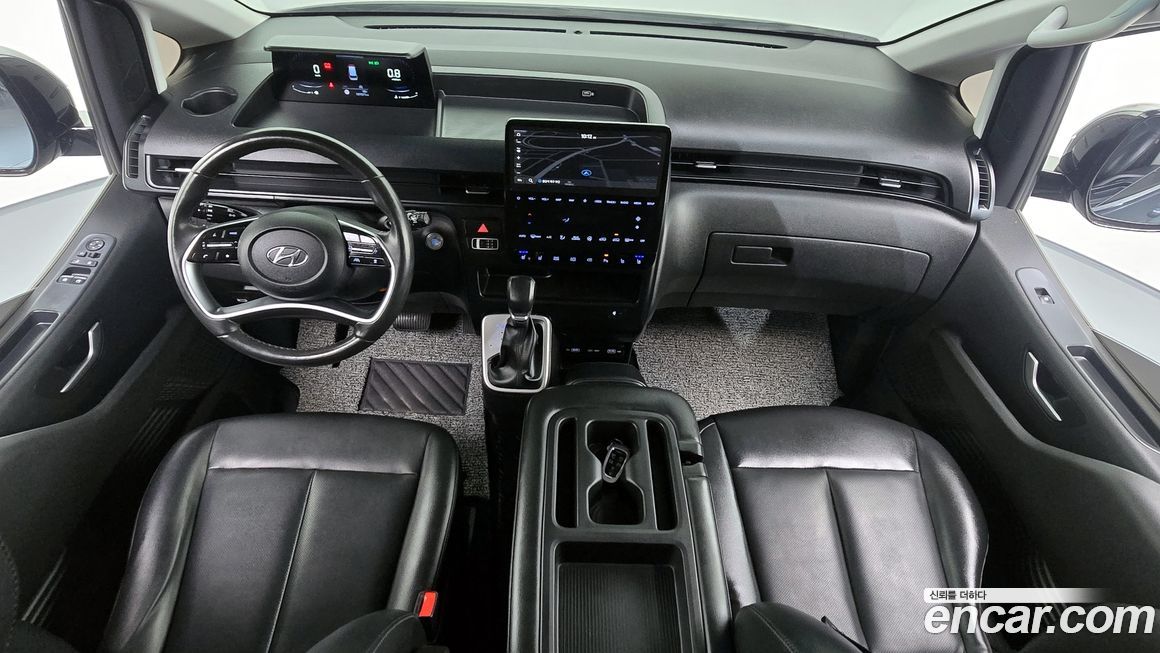 Hyundai Staria 2022