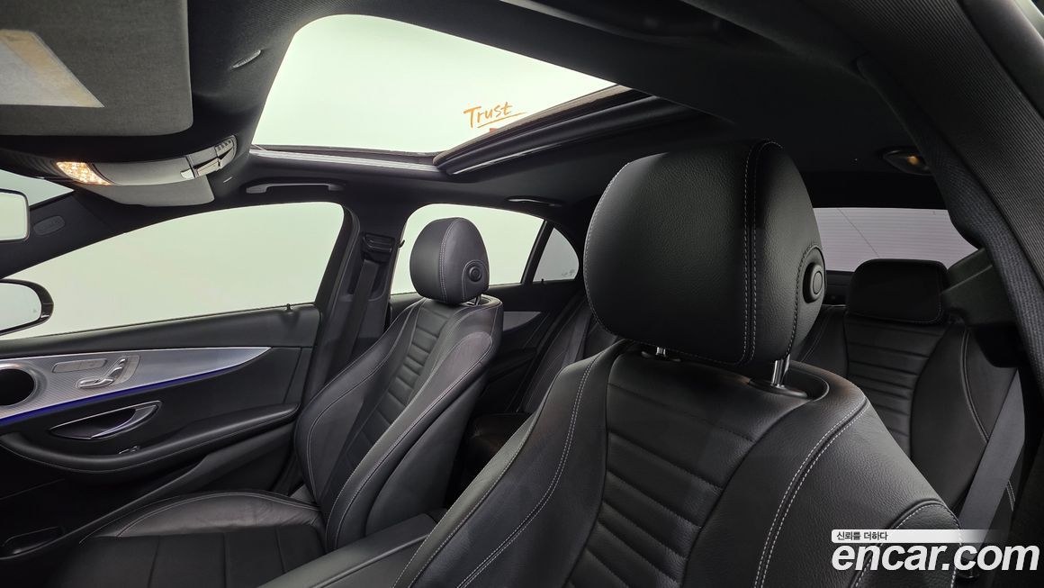 Mercedes-Benz E-Class 2020