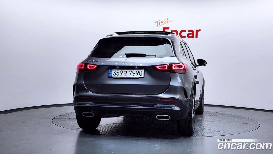 Mercedes-Benz GLA-Class 2020