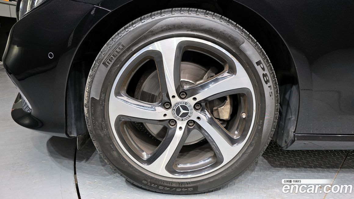 Mercedes-Benz E-Class 2020