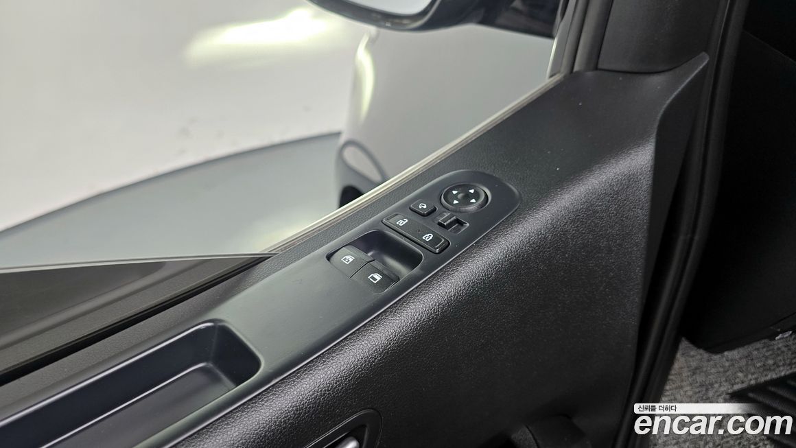 Hyundai Staria 2022