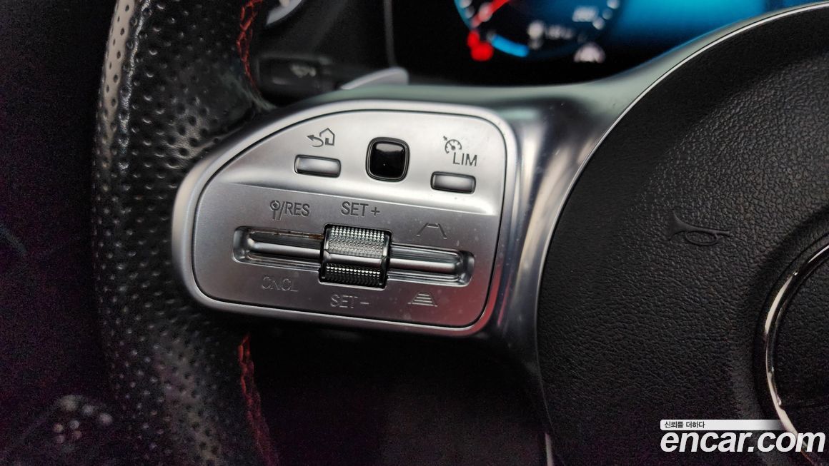 Mercedes-Benz GLA-Class 2020