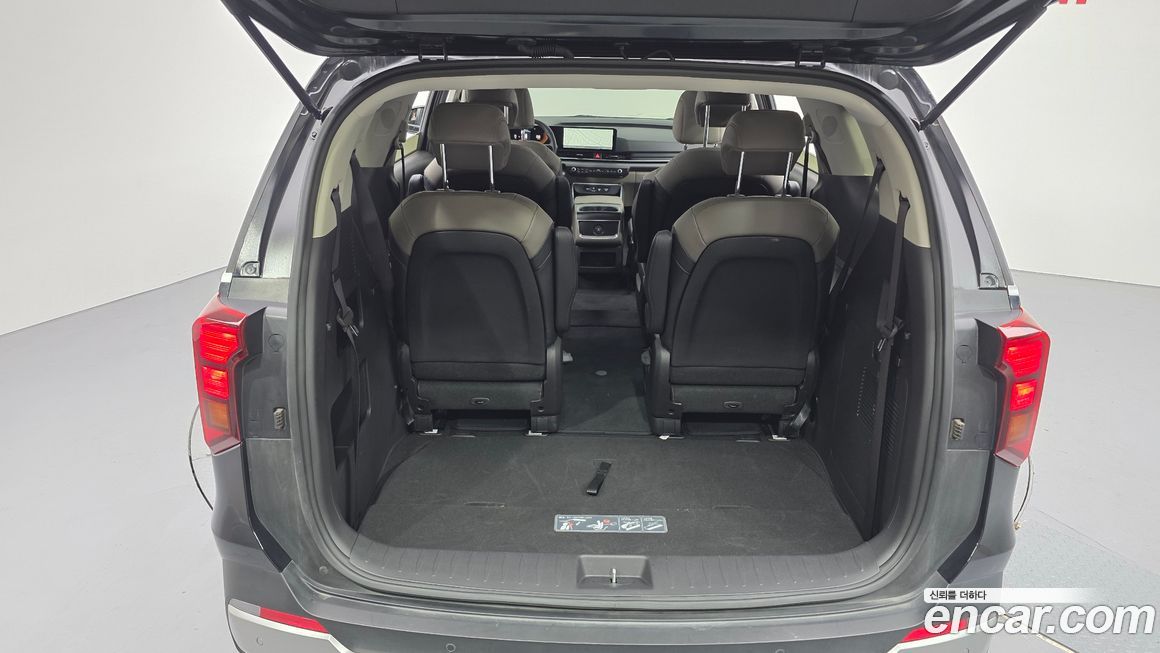 Kia Canival 2025
