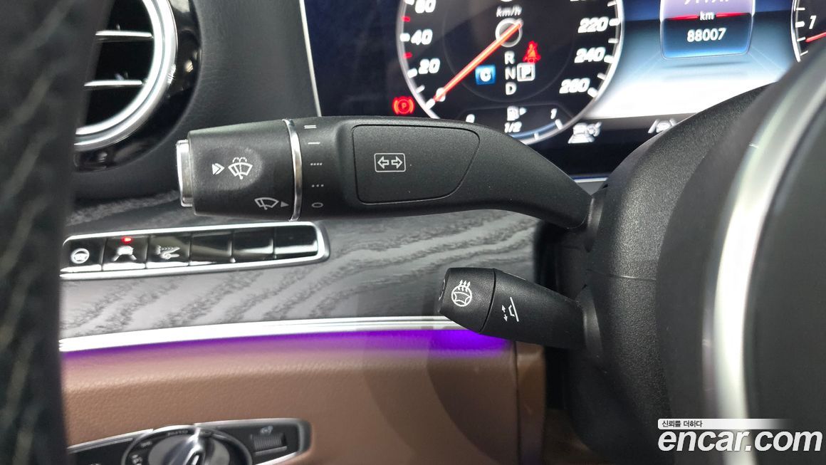 Mercedes-Benz E-Class 2020