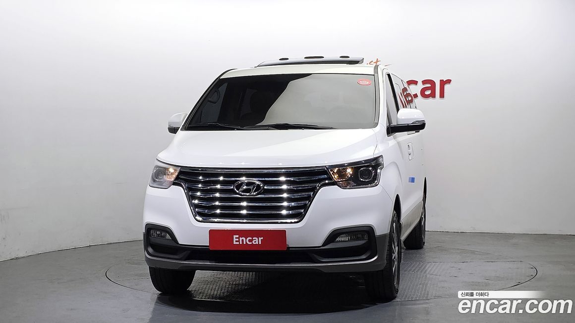Hyundai Starex 2021