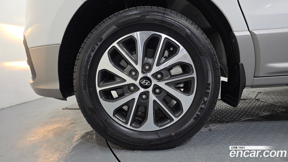 Hyundai Starex 2021