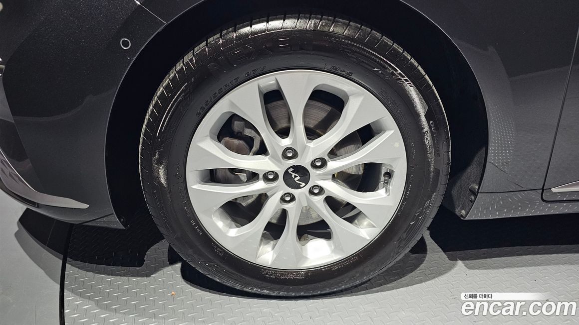 Kia K8 2024