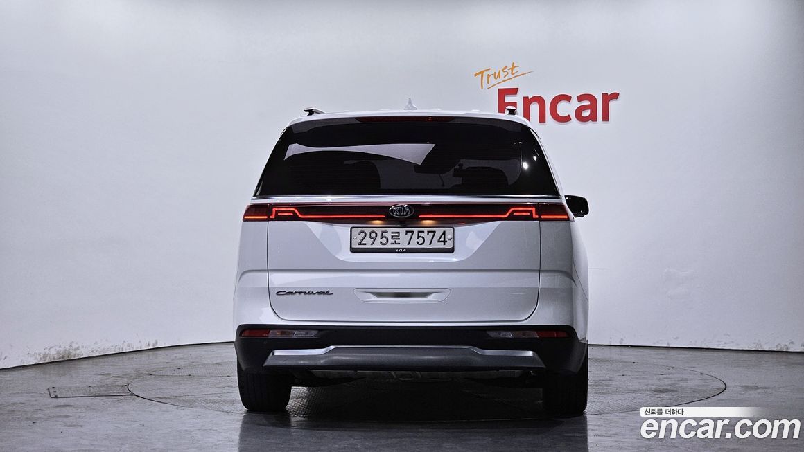 Kia Canival 2021