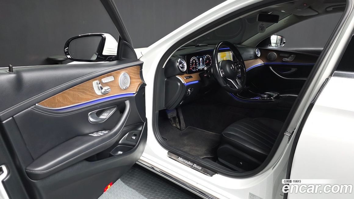 Mercedes-Benz E-Class 2020