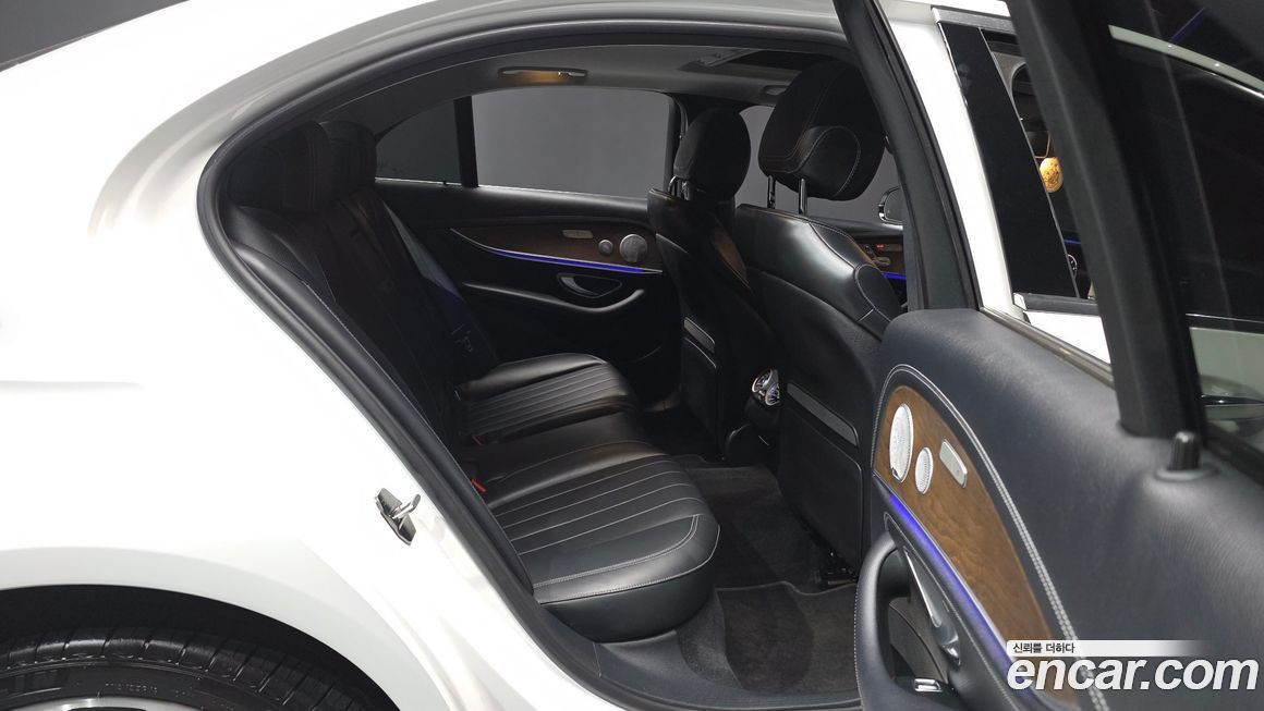 Mercedes-Benz E-Class 2020