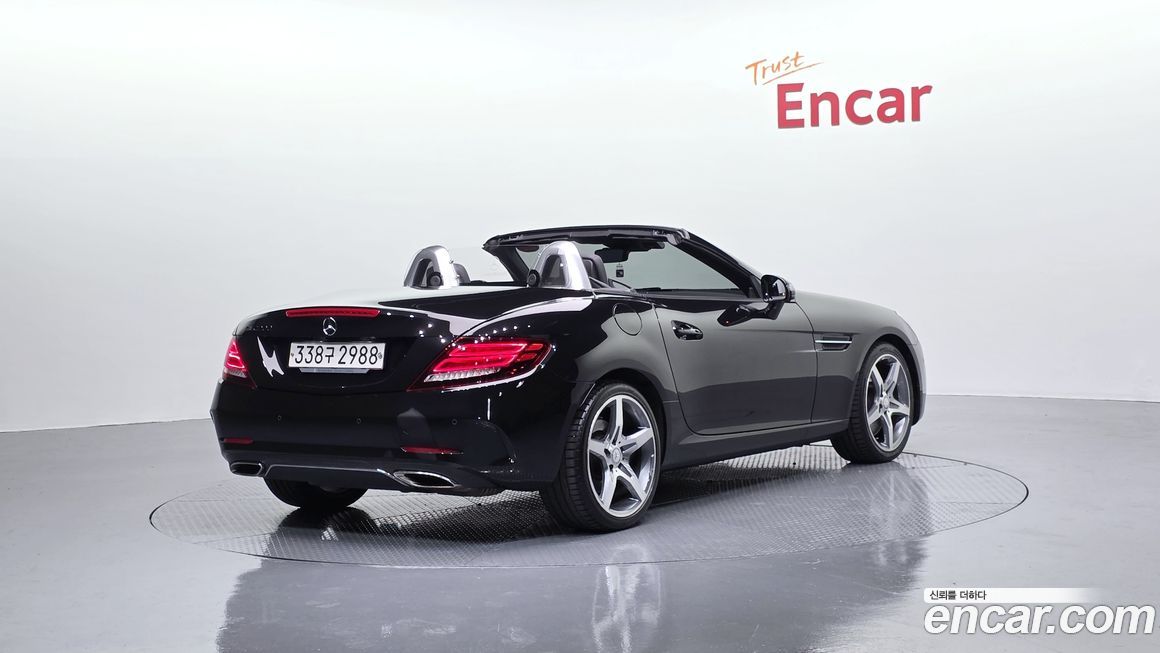 Mercedes-Benz SLC-Class 2017