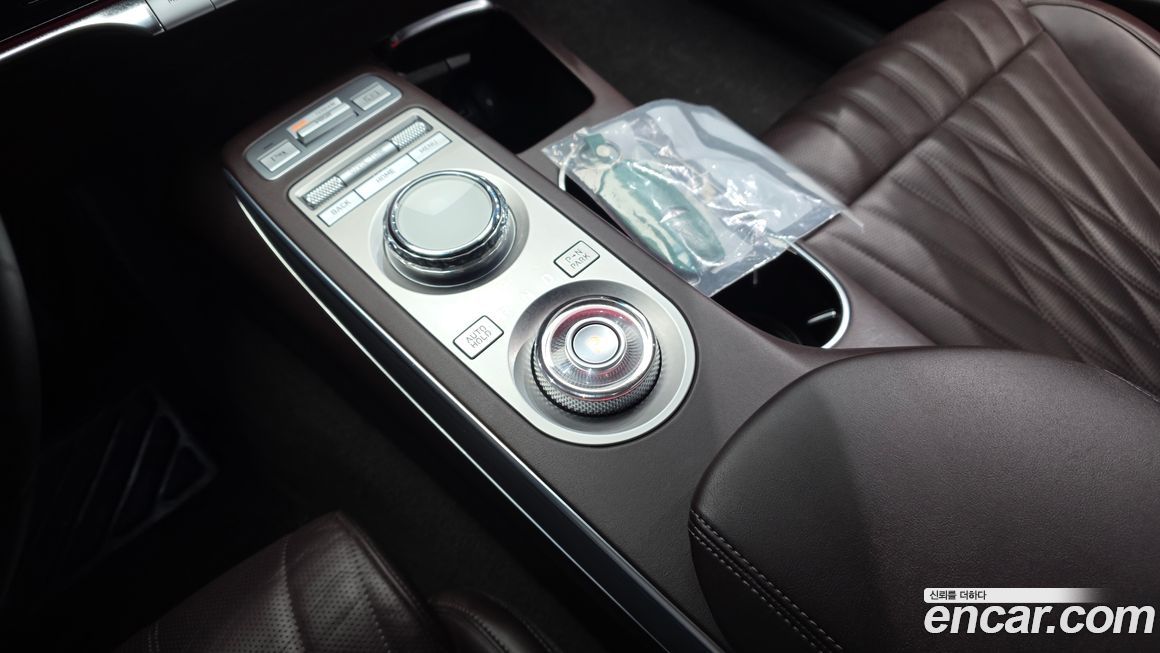 Genesis GV70 2021
