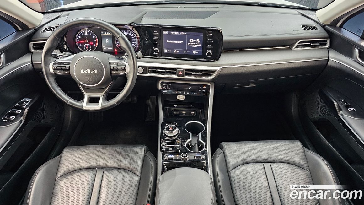 Kia K5 2023