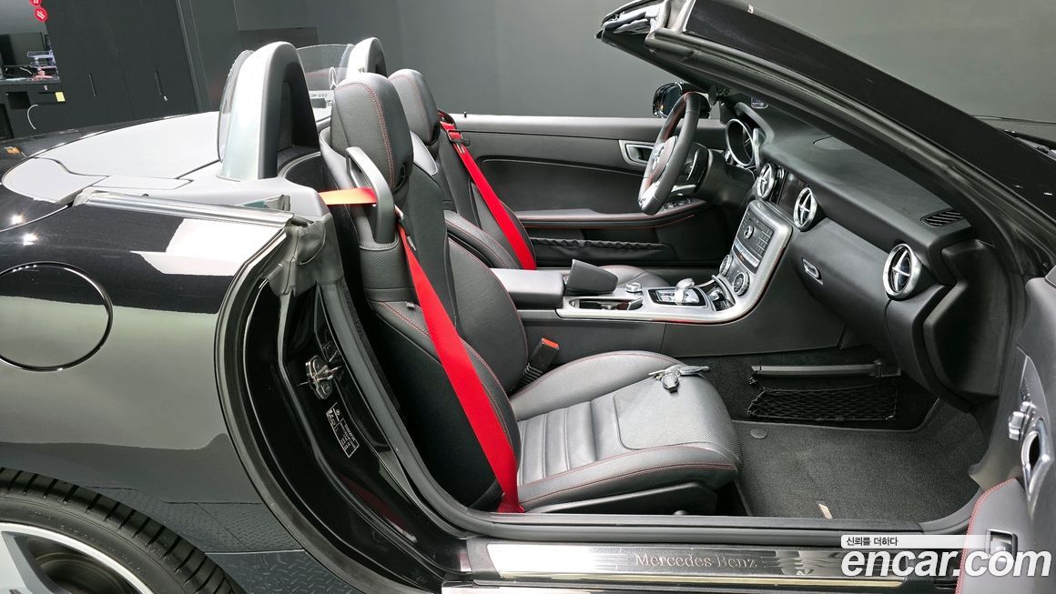Mercedes-Benz SLC-Class 2017