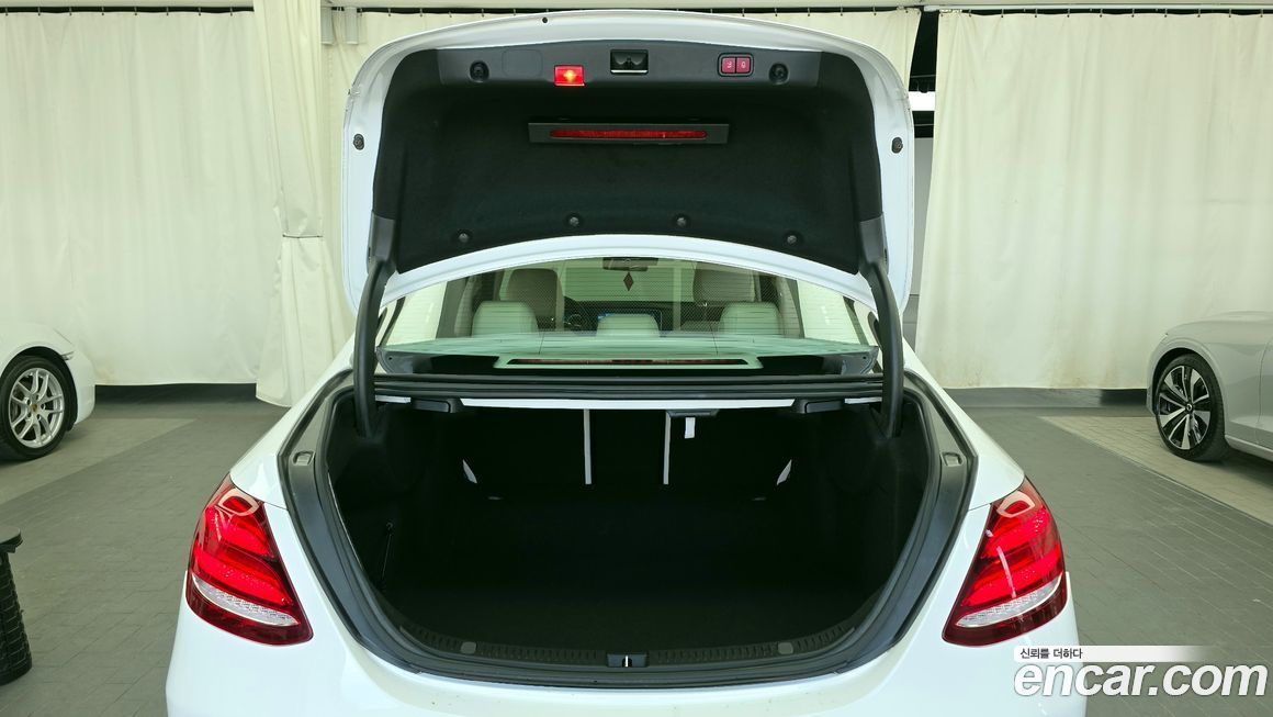 Mercedes-Benz E-Class 2018