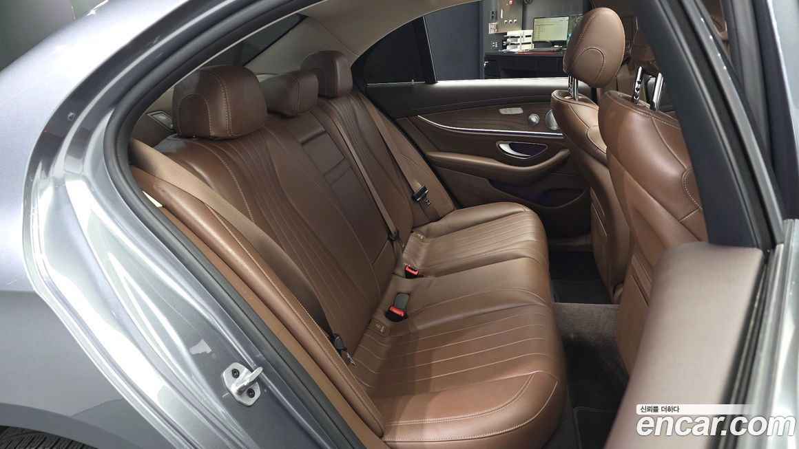 Mercedes-Benz E-Class 2018
