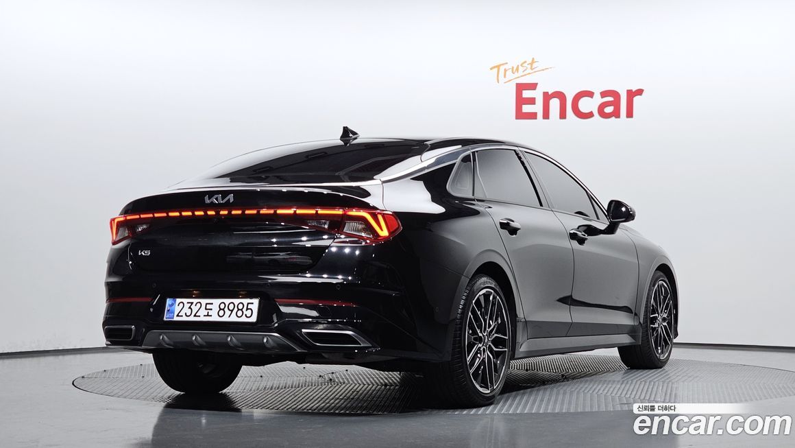 Kia K5 2023