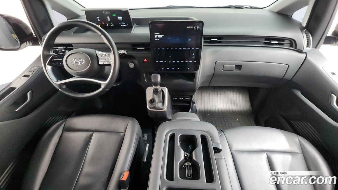 Hyundai Staria 2024