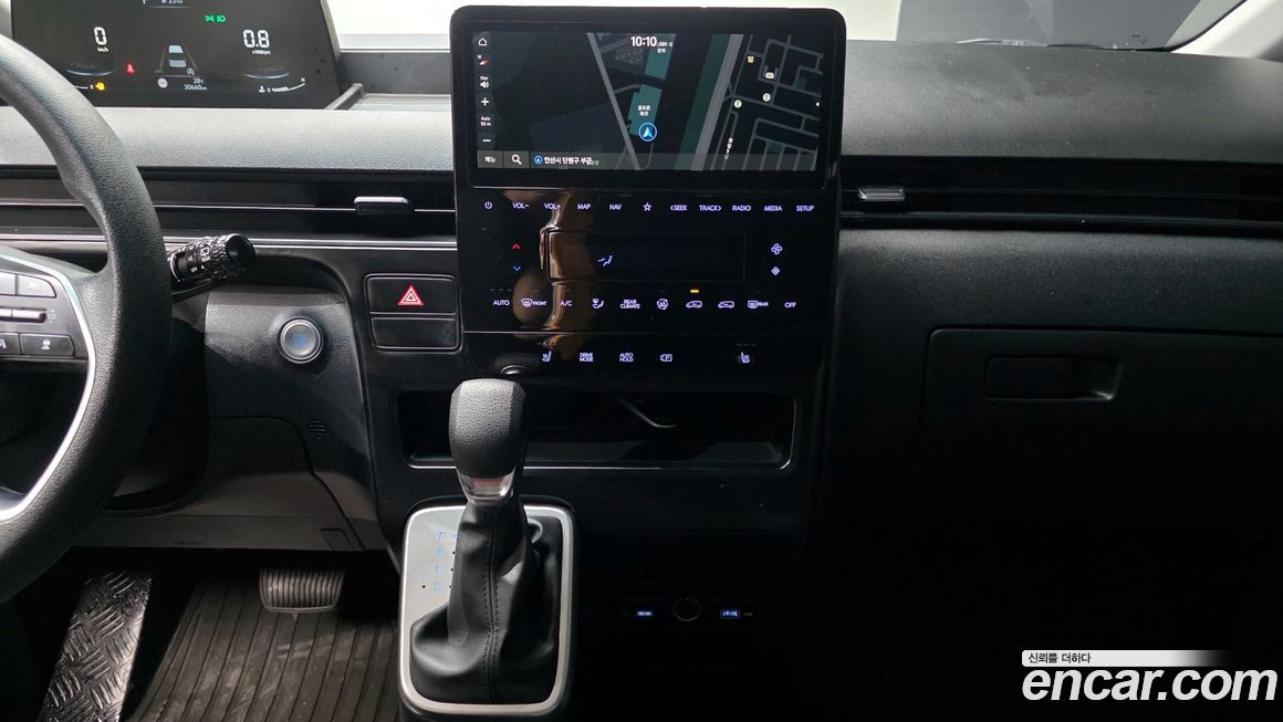Hyundai Staria 2022