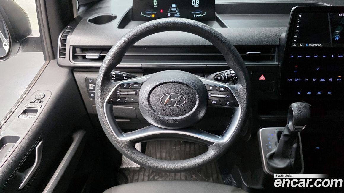 Hyundai Staria 2022