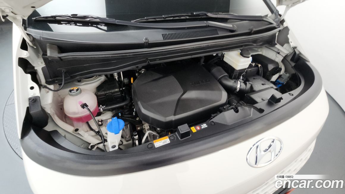 Hyundai Staria 2024