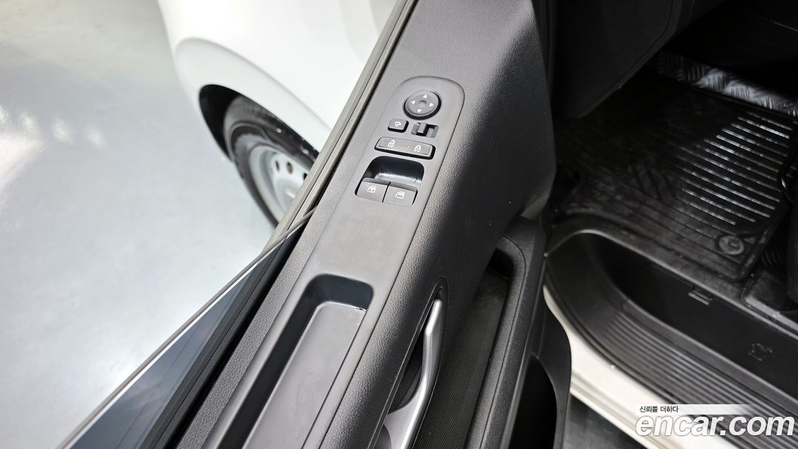Hyundai Staria 2022