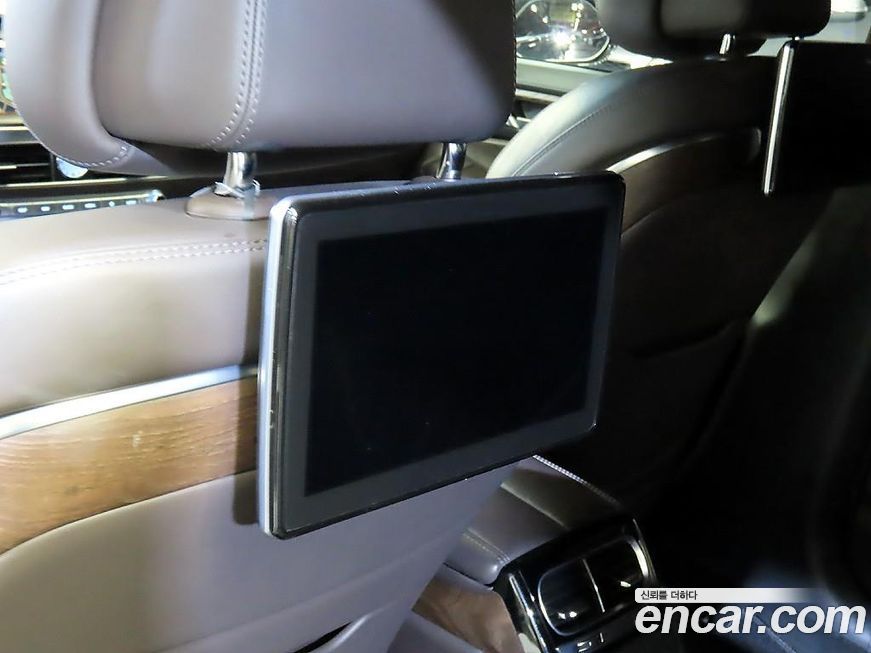 Genesis G90 2019
