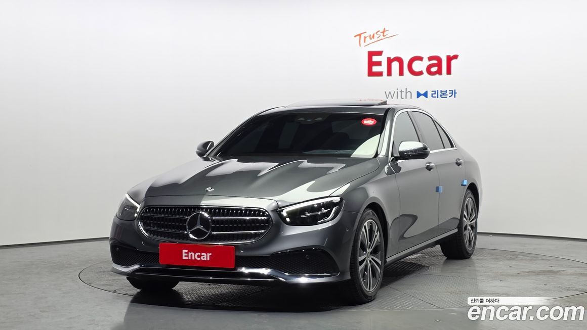 Mercedes-Benz E-Class 2021