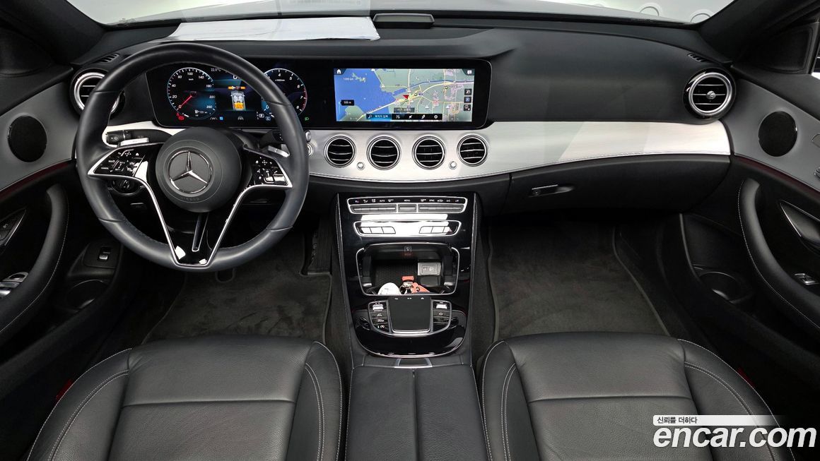 Mercedes-Benz E-Class 2021