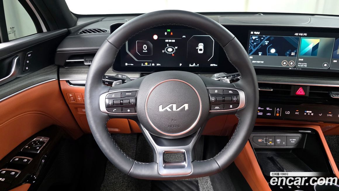 Kia K5 2025