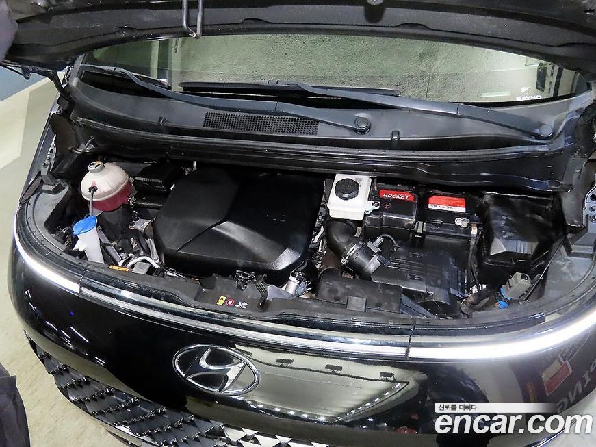 Hyundai Staria 2022