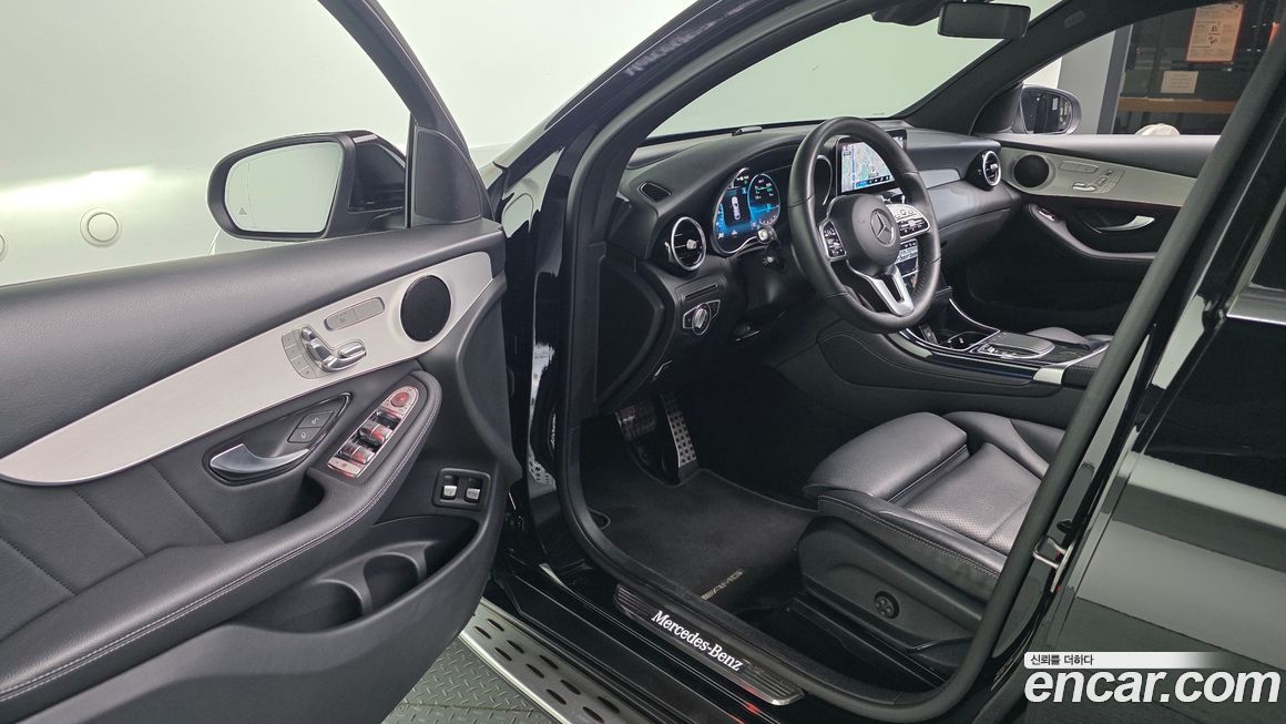 Mercedes-Benz GLC-Class 2020