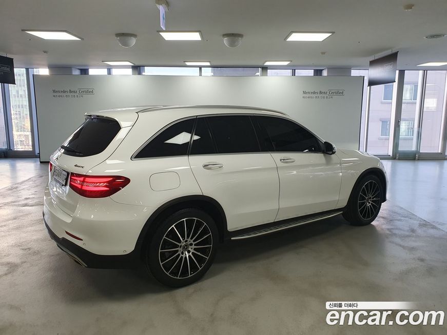Mercedes-Benz GLC-Class 2019