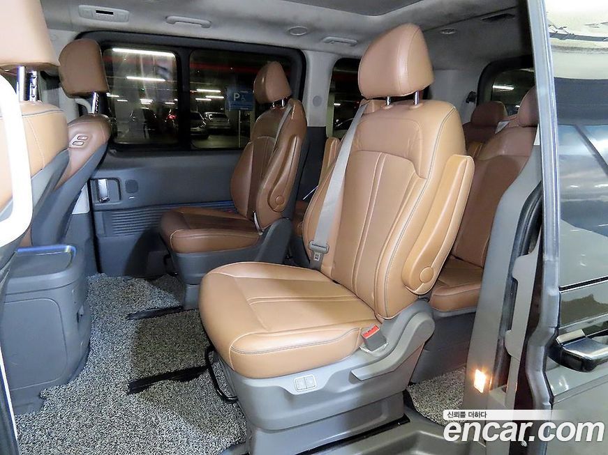 Hyundai Staria 2022