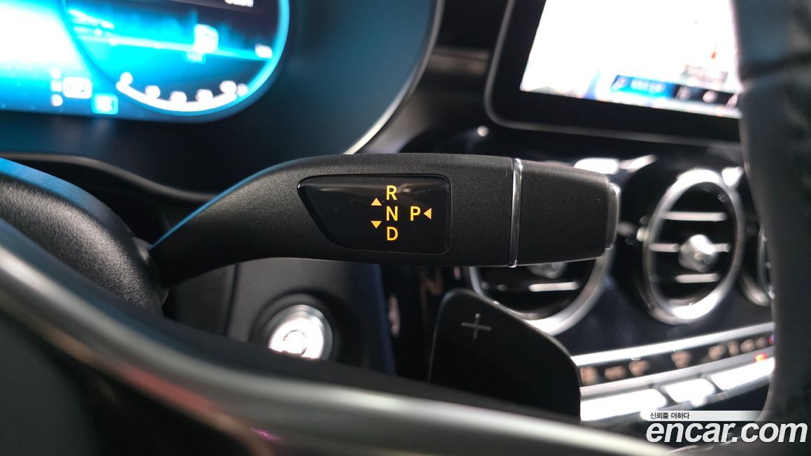 Mercedes-Benz GLC-Class 2020