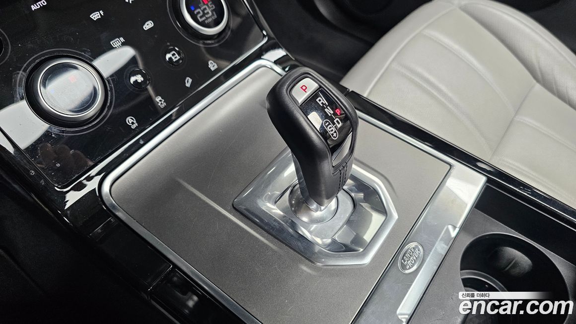 Land Rover Range Rover Evoque 2022