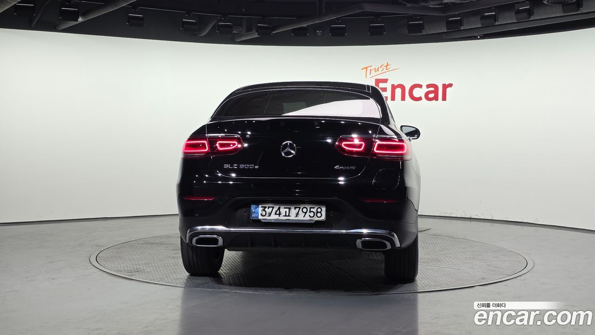 Mercedes-Benz GLC-Class 2020