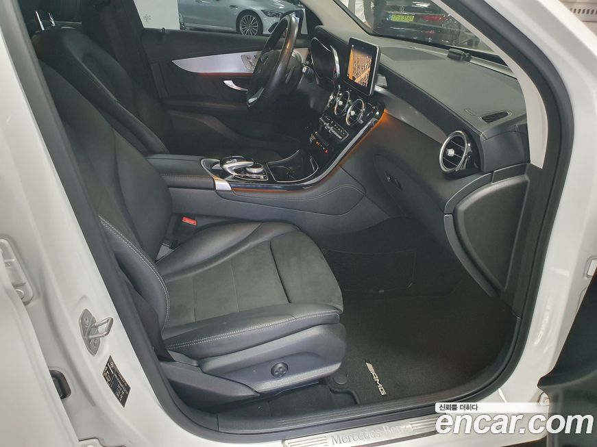 Mercedes-Benz GLC-Class 2019